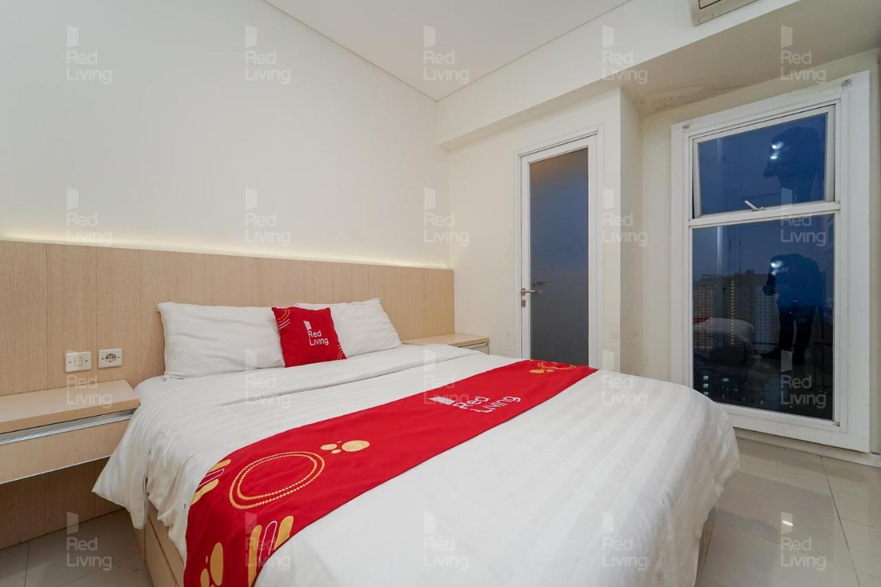 Redliving Apartemen Parahyangan Residence - Anton Rooms Bandung Exterior photo