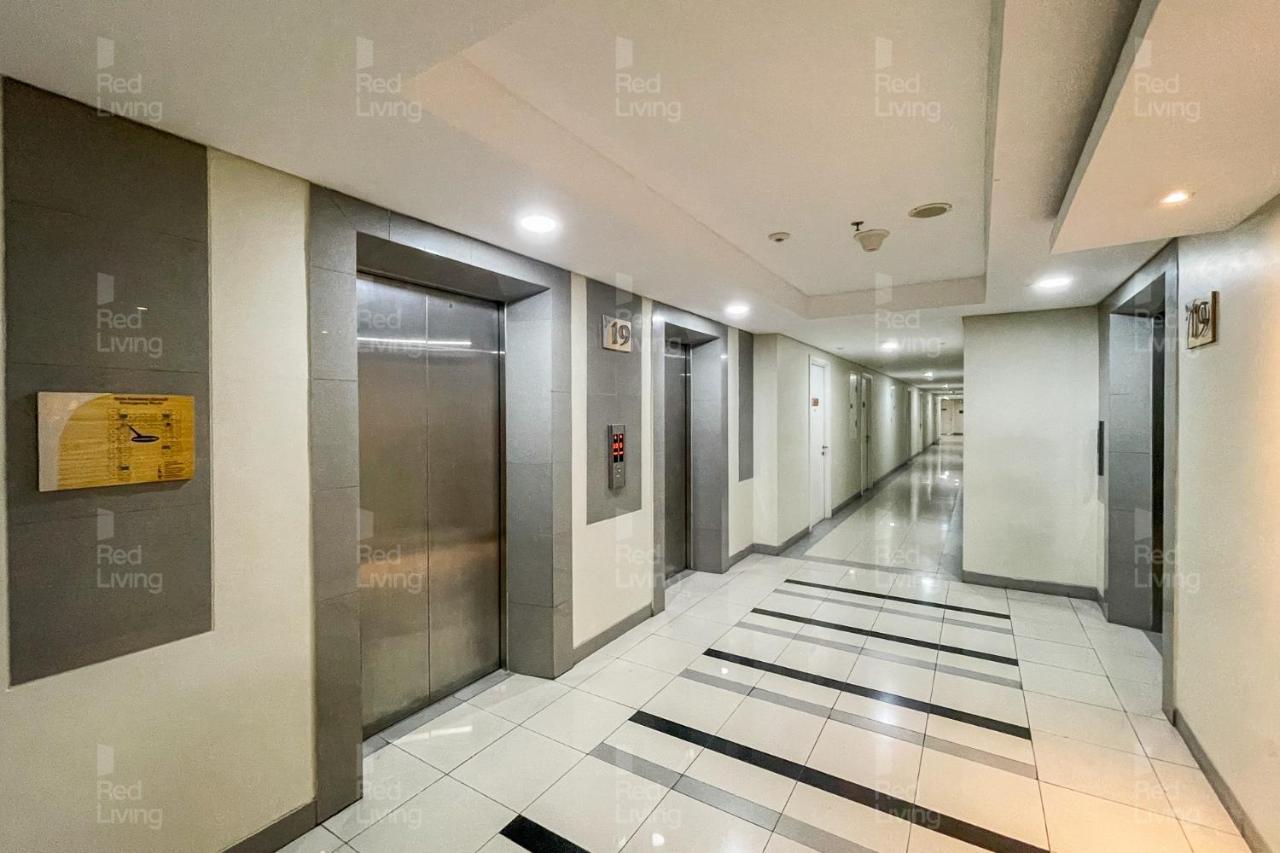 Redliving Apartemen Parahyangan Residence - Anton Rooms Bandung Exterior photo