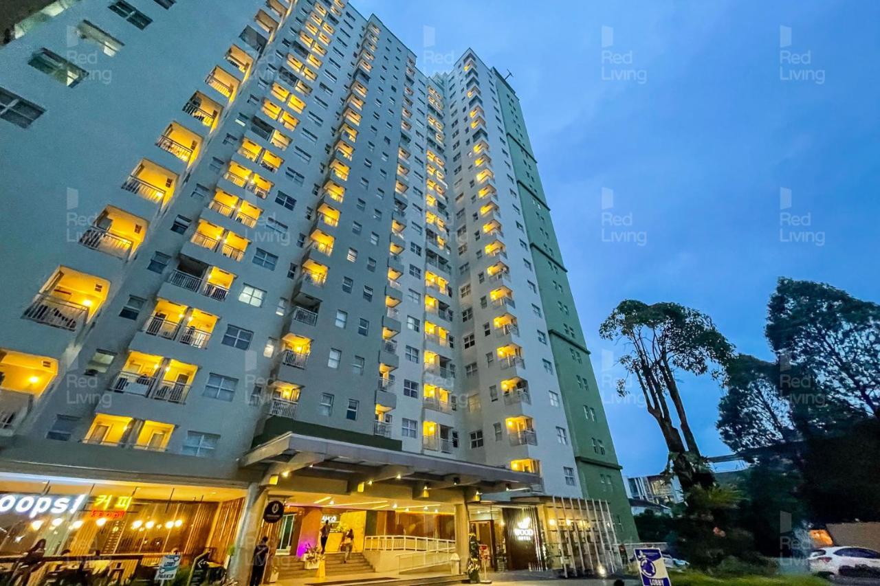 Redliving Apartemen Parahyangan Residence - Anton Rooms Bandung Exterior photo