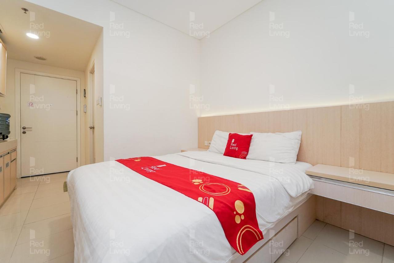 Redliving Apartemen Parahyangan Residence - Anton Rooms Bandung Exterior photo