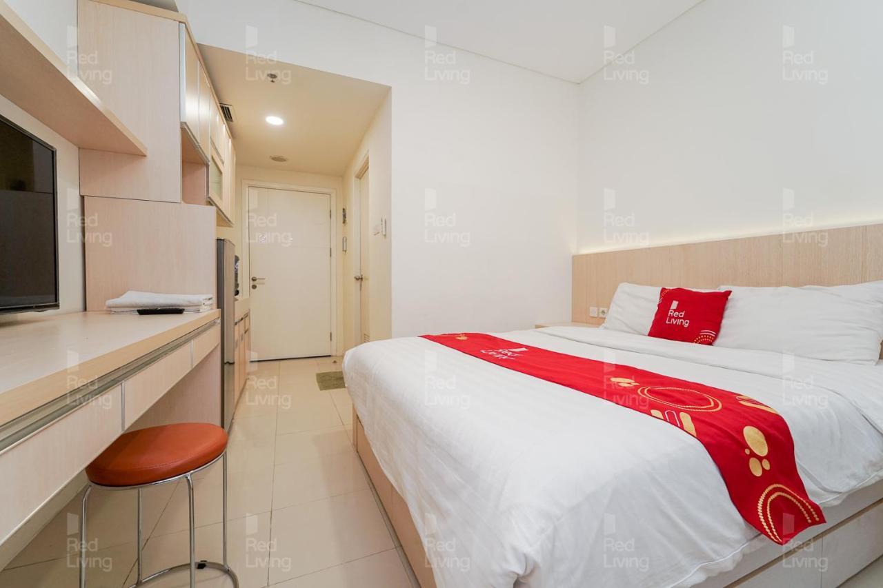 Redliving Apartemen Parahyangan Residence - Anton Rooms Bandung Exterior photo
