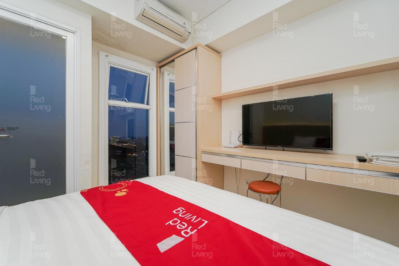 Redliving Apartemen Parahyangan Residence - Anton Rooms Bandung Exterior photo