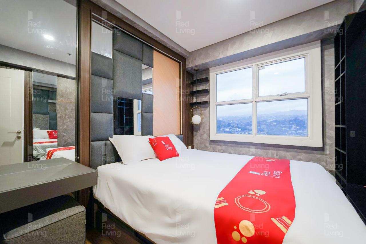 Redliving Apartemen Parahyangan Residence - Anton Rooms Bandung Exterior photo