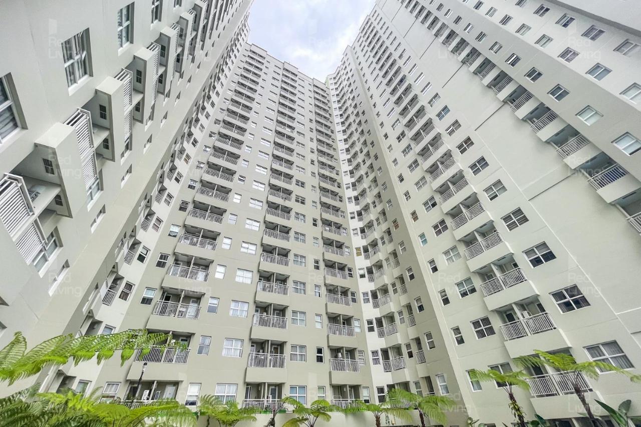Redliving Apartemen Parahyangan Residence - Anton Rooms Bandung Exterior photo