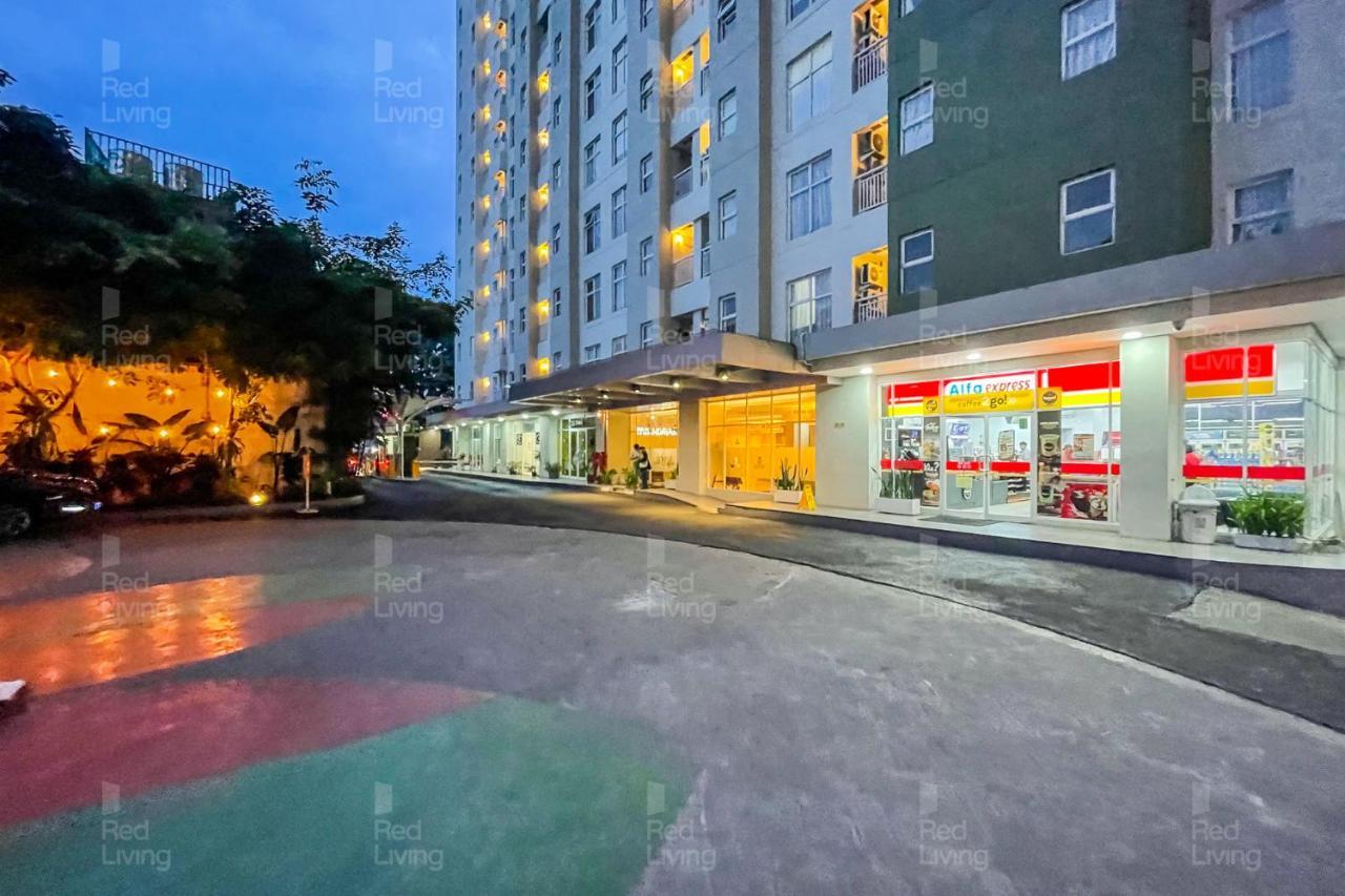 Redliving Apartemen Parahyangan Residence - Anton Rooms Bandung Exterior photo